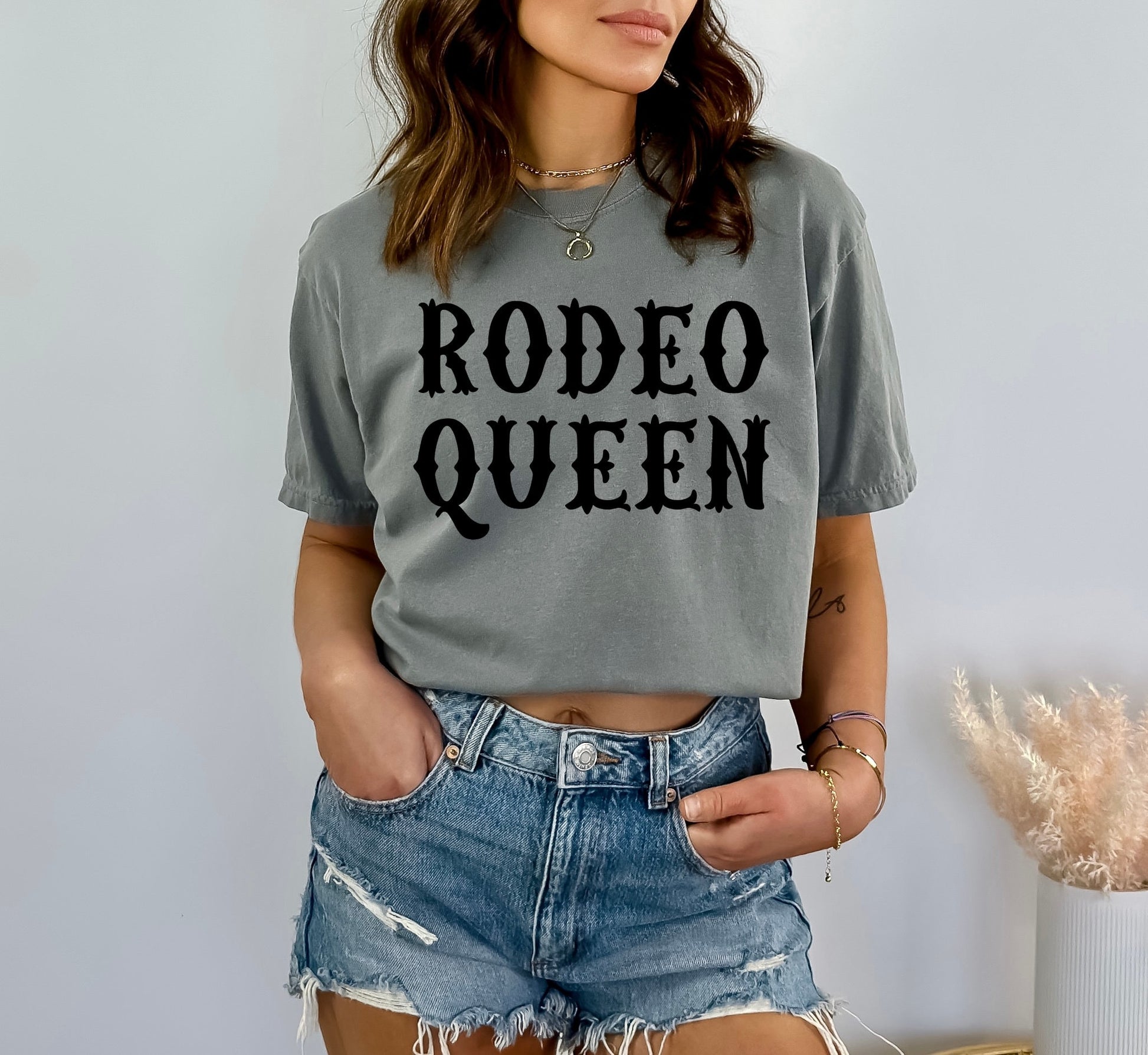 Rodeo Queen T-shirt - SLATE + STONE DESIGNS