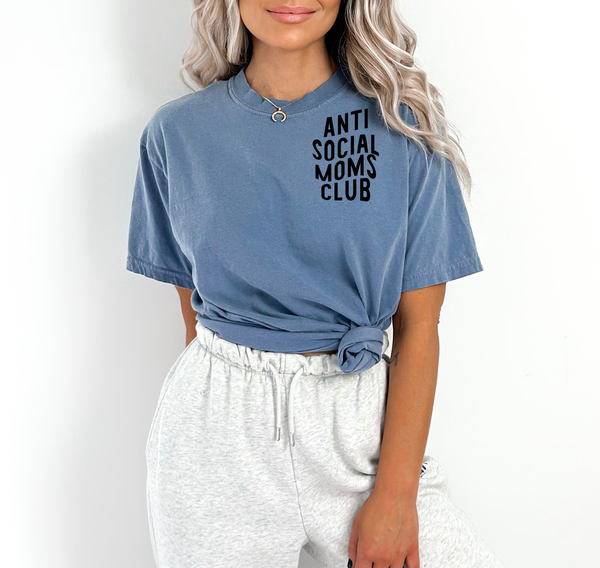 Anti Social Moms Club T-shirt - SLATE + STONE DESIGNS